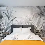 아파트 Heaven 2106 - Underground Parking & Self Check-in 부쿠레슈티